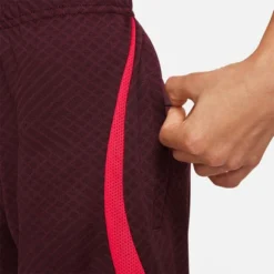 Nike Liverpool Strike Short Kinder 2022-2023 14 Nike Liverpool Strike Short Kinder 2022-2023 -shop.fupa.net shop 129384 5